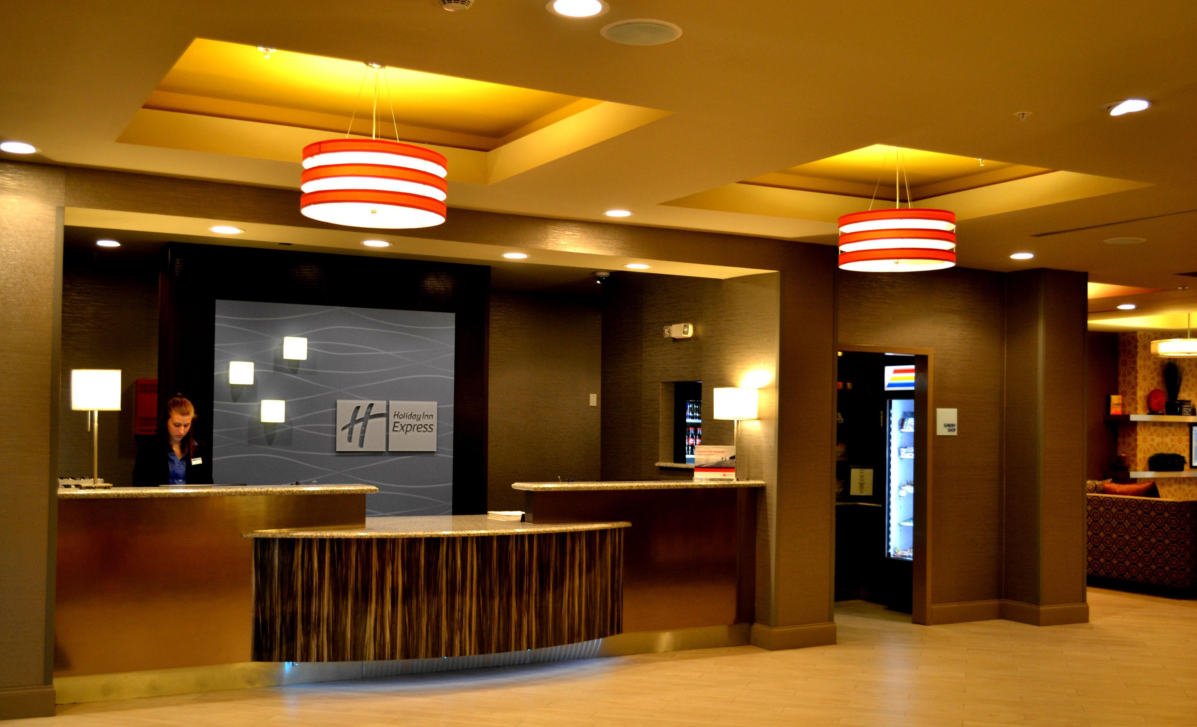 Holiday Inn Express Covington-Madisonville By Ihg Экстерьер фото