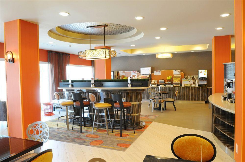 Holiday Inn Express Covington-Madisonville By Ihg Экстерьер фото